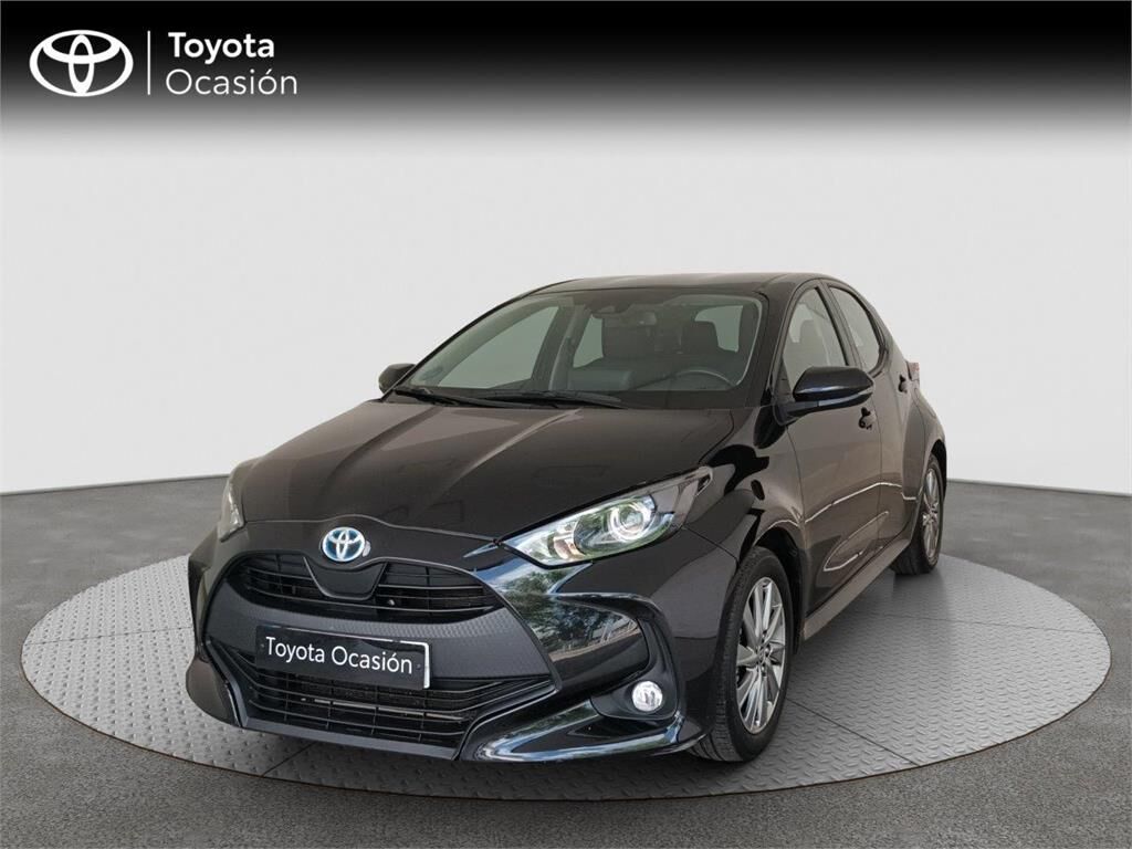 TOYOTA Yaris (5 Puertas Active Tech 120H Automático (e-CVT)) en Madrid