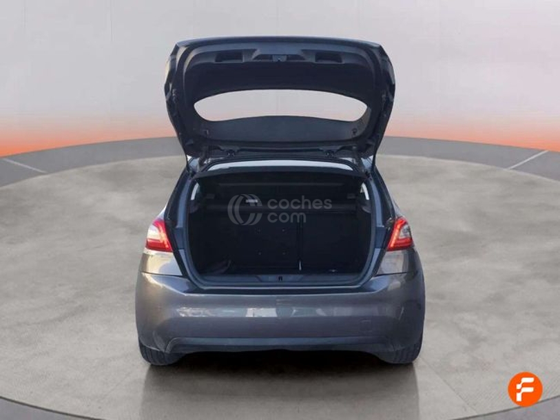 Foto del PEUGEOT 308 1.2 PureTech S&S Access 110