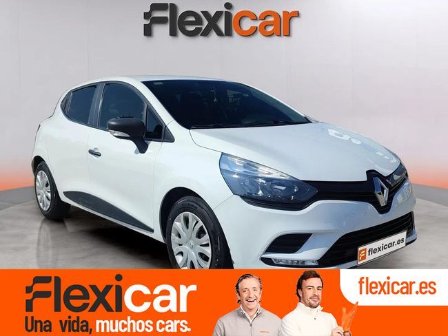 RENAULT Clio (Limited 1.2 16v 55kW (75CV) 2018) en Barcelona