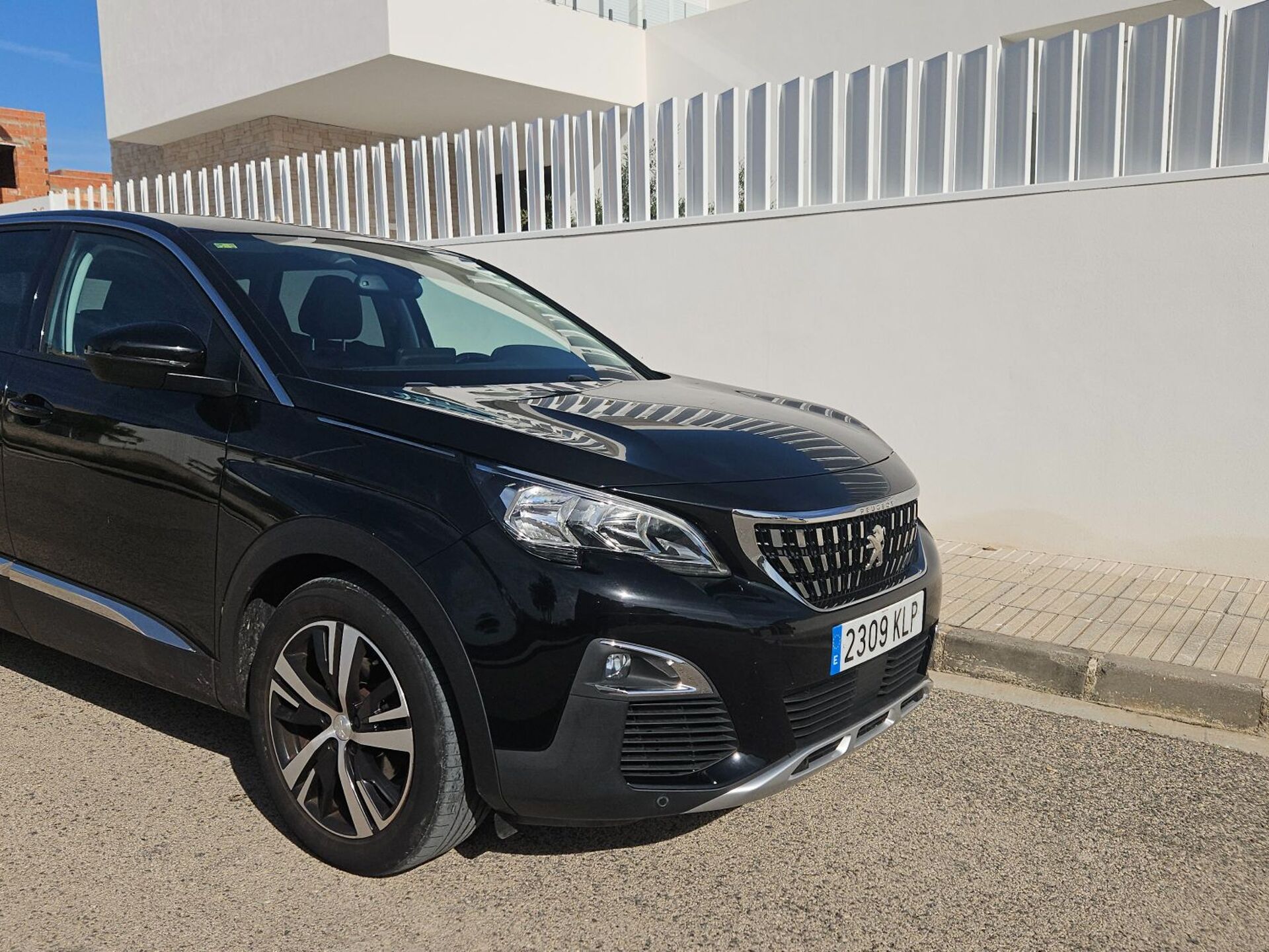 Imagen de PEUGEOT 3008