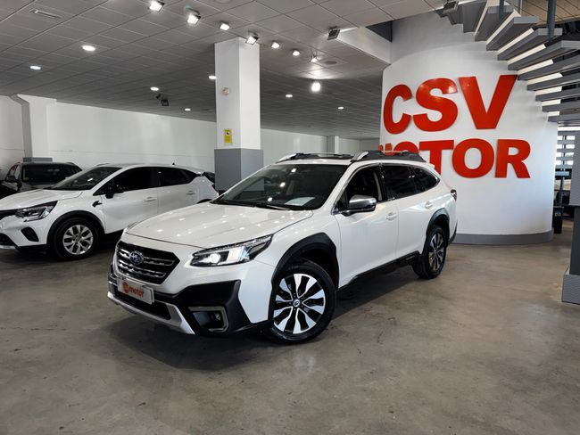 Foto del SUBARU Outback 2.5i Executive Plus S Black Edition CVT