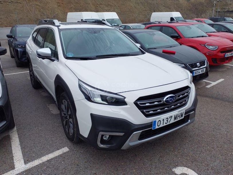 Foto del SUBARU Outback 2.5i Executive Plus S Black Edition CVT