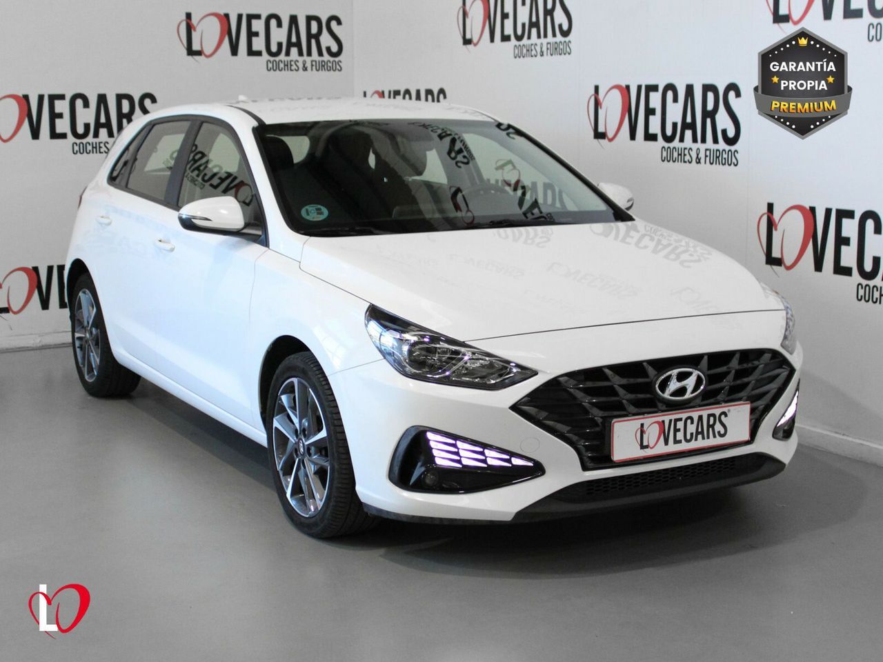 HYUNDAI i30 (1.2 DPI KLASS SLX 110) en Pontevedra