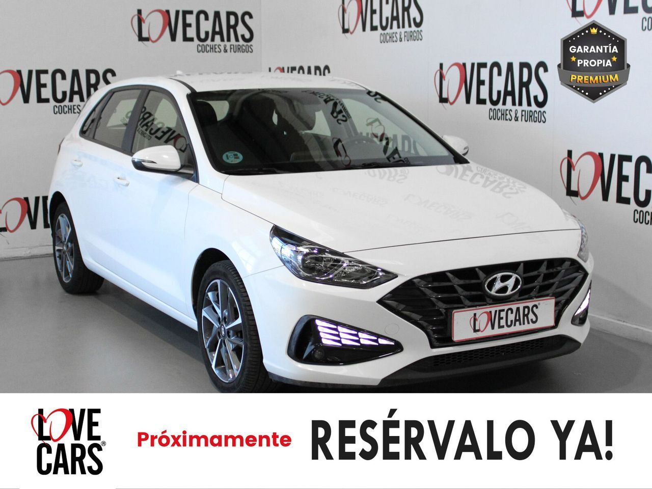 HYUNDAI i30 (1.5 DPI Klass SLX) en Pontevedra