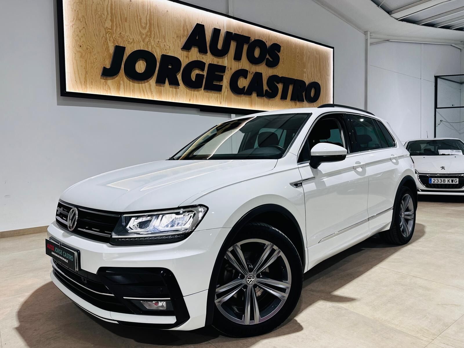 VOLKSWAGEN Tiguan (Advance 2.0 TDI 110kW (150CV) DSG) en Sevilla