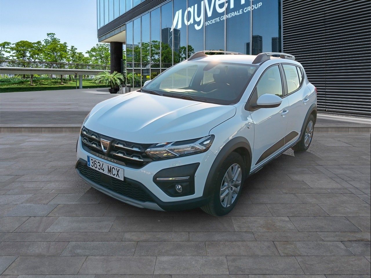 DACIA Sandero (Stepway Expression TCe 67 kW (91 CV)) en Madrid