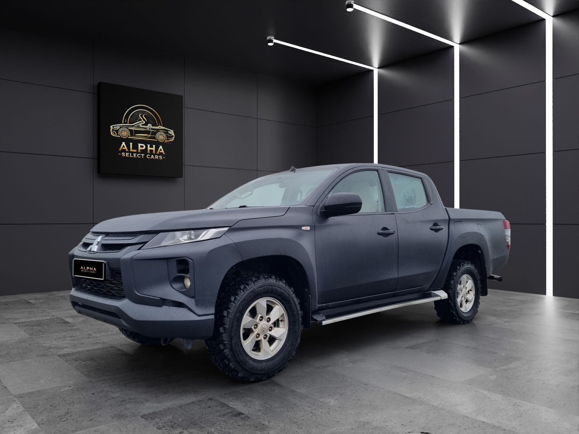 Foto del MITSUBISHI L200 2.2DI-D Doble Cabina M-PRO