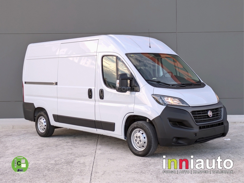 Foto del FIAT Ducato Combi 33 2.2 Multijet L2 H2 140CV