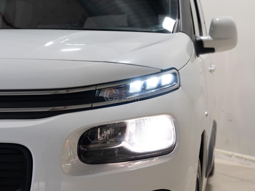 Foto del CITROEN Berlingo BlueHDi S&S Talla M Shine 130