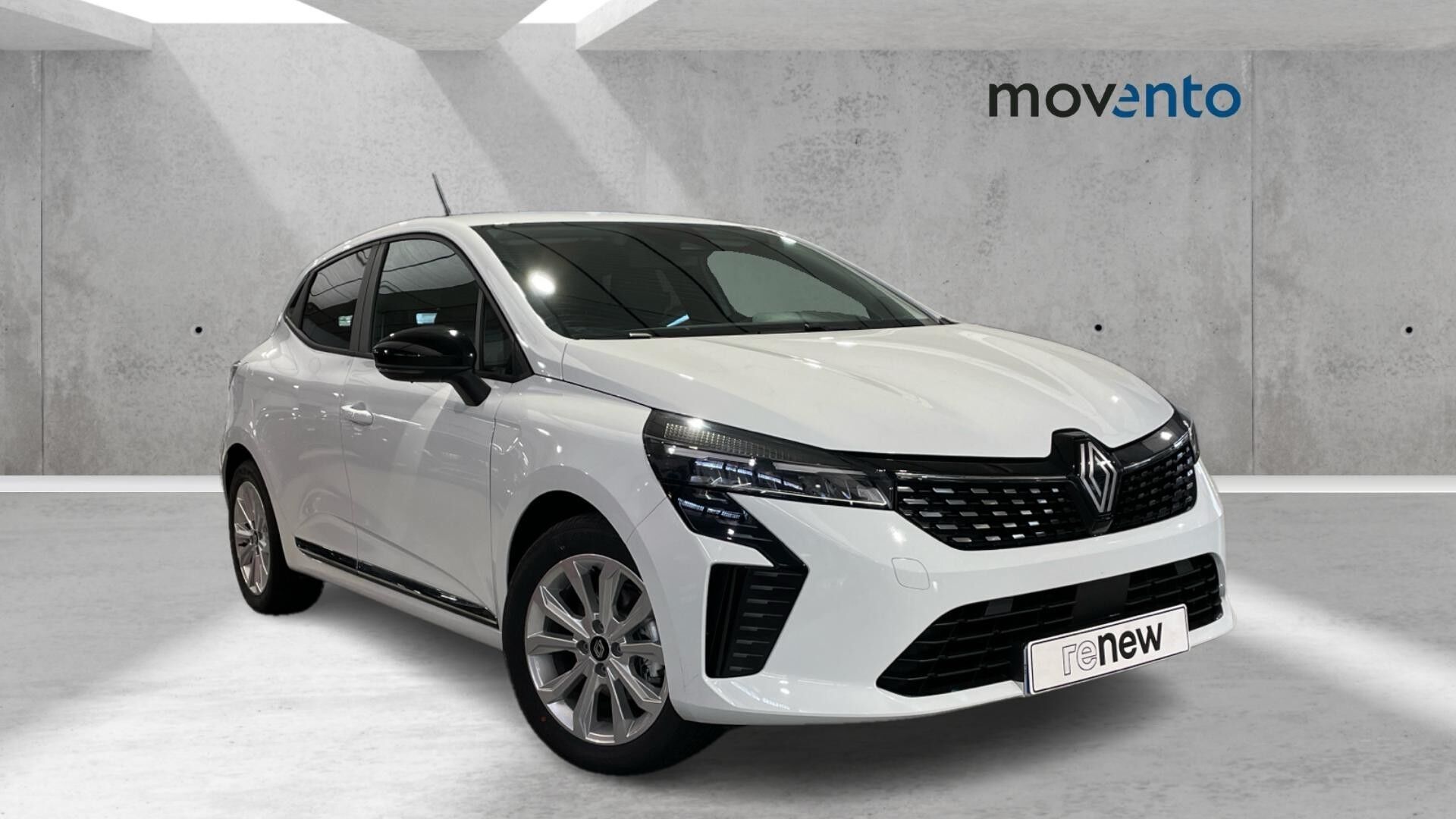 RENAULT Clio (Evolution E-Tech full hybrid 145 105 kW (143 CV)) en Barcelon