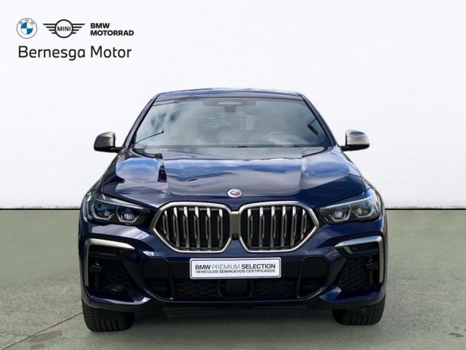 Foto del BMW X6 M50iA