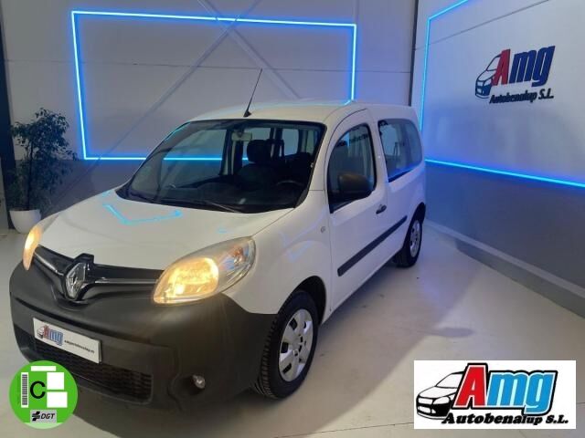 RENAULT Kangoo (Combi Profesional Blue dCi 70 kW (95 CV)) en Cádiz