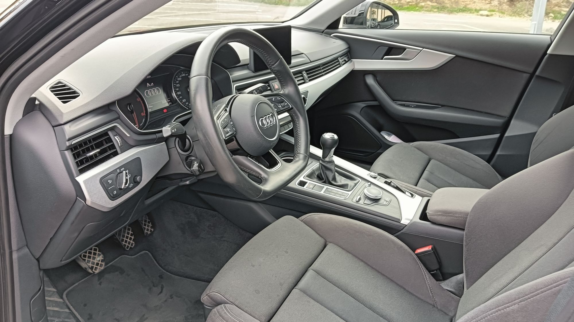 Foto del AUDI A4 2.0TDI Sport edition 140kW