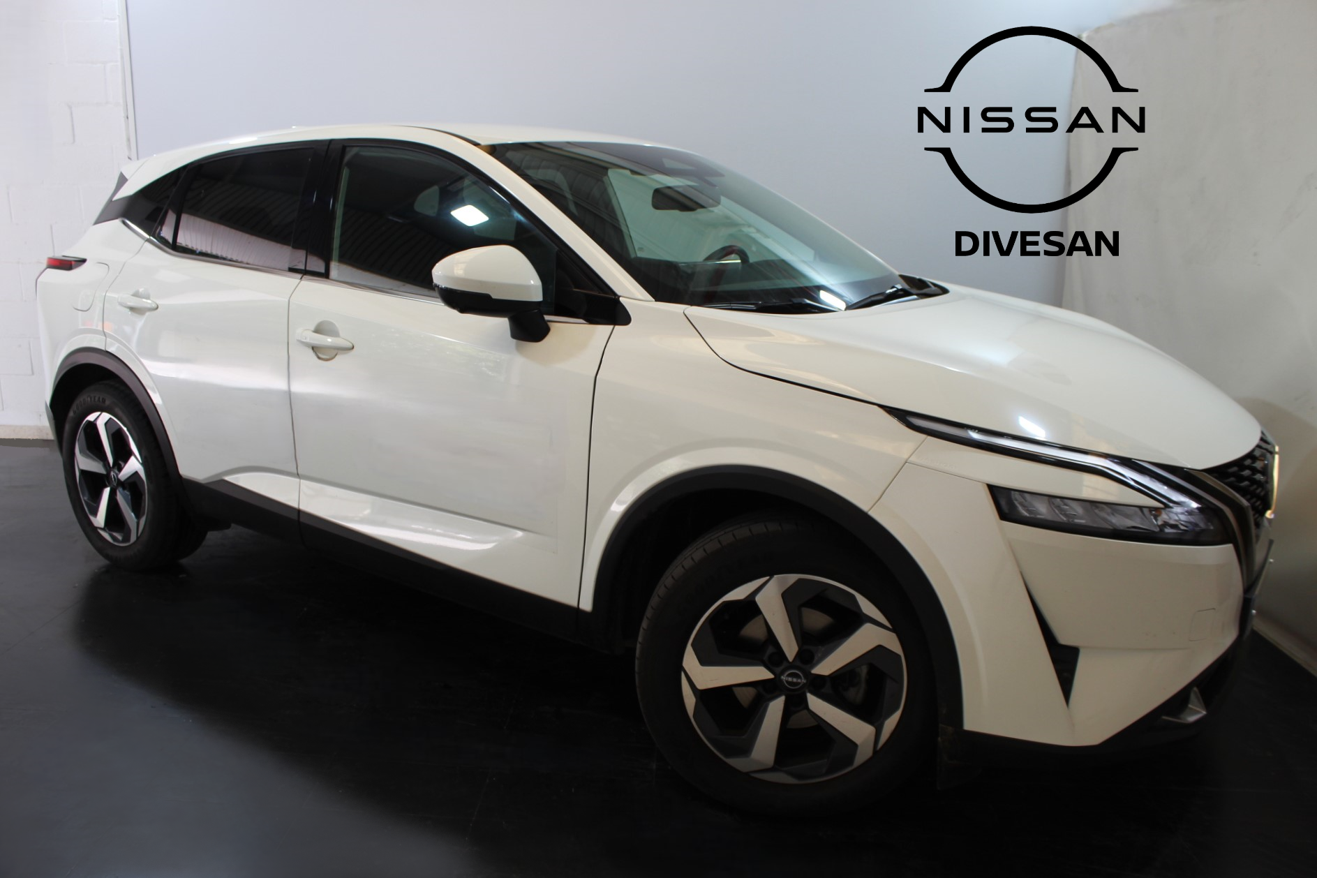 NISSAN Qashqai (1.3 DIG-T MHEV 103KW N-CONNECTA 5P) en Sevilla