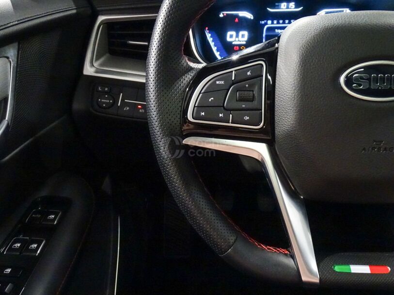 SWM G01F 1.5T Luxury