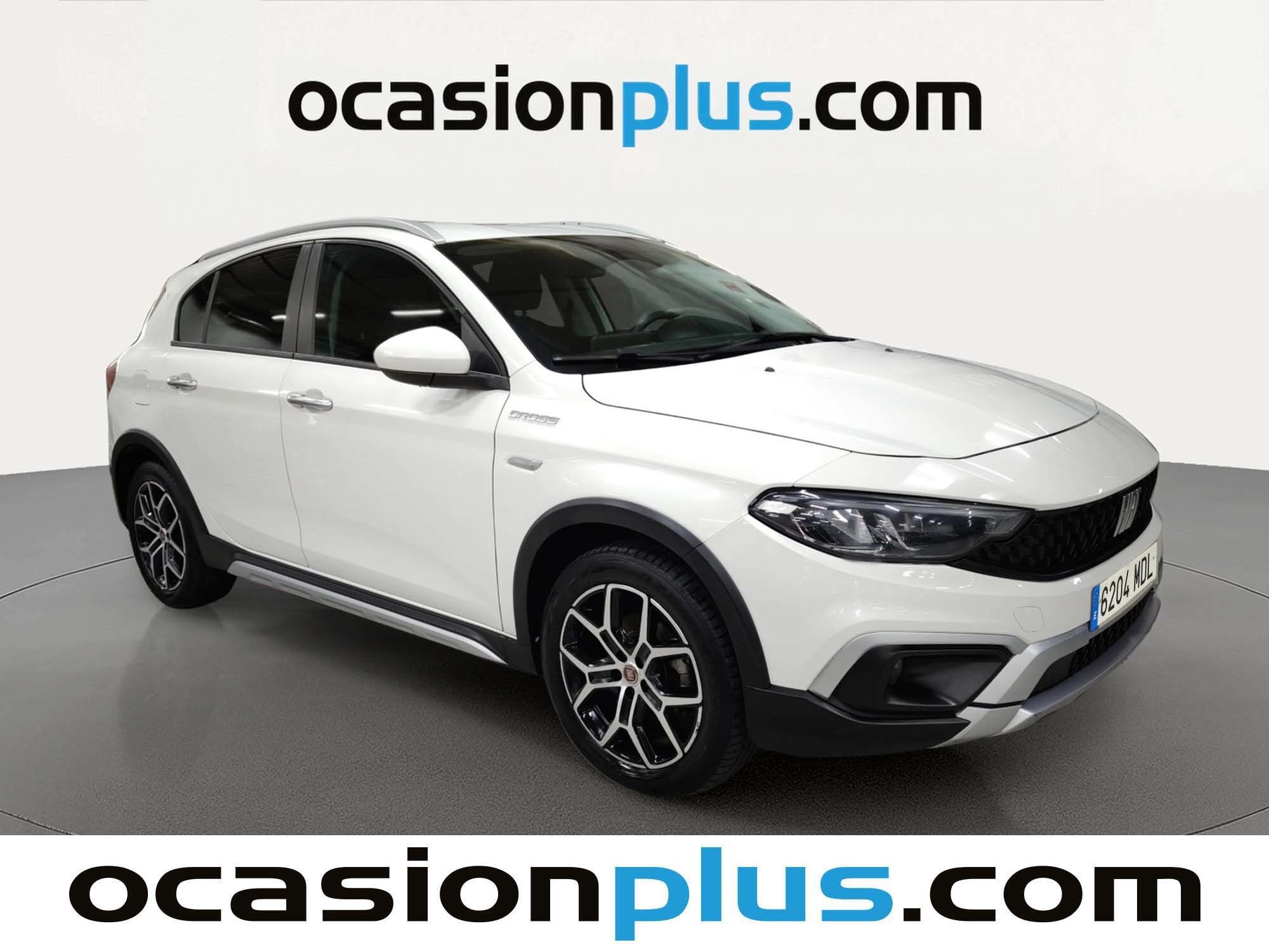 Foto del FIAT Tipo 1.5 Hybrid Cross DCT