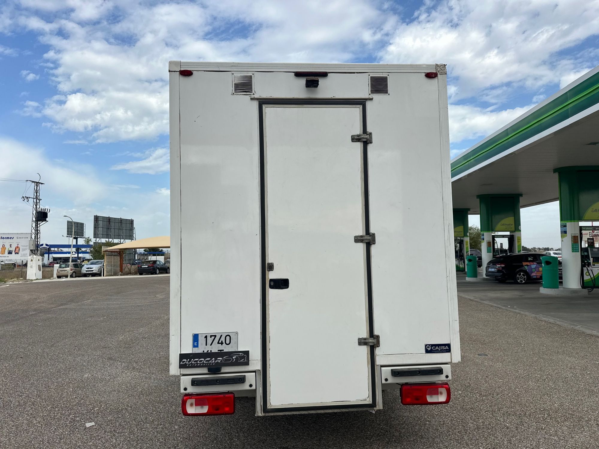 Foto del VOLKSWAGEN Crafter Ch. Cb. Carrozado 2.0TDI SCR 35 BL L4 103kW