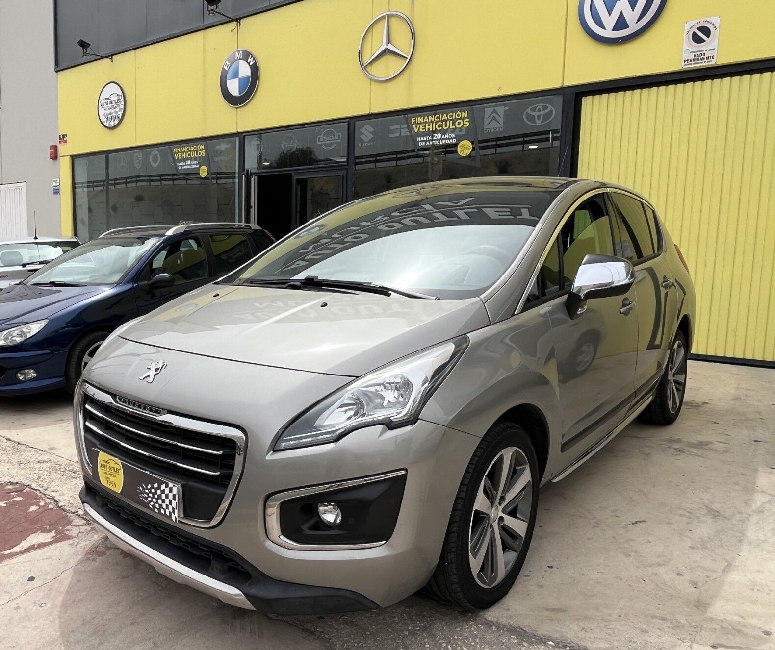 PEUGEOT 3008 (Allure 1.6 BlueHDI 120 EAT6) en Murcia