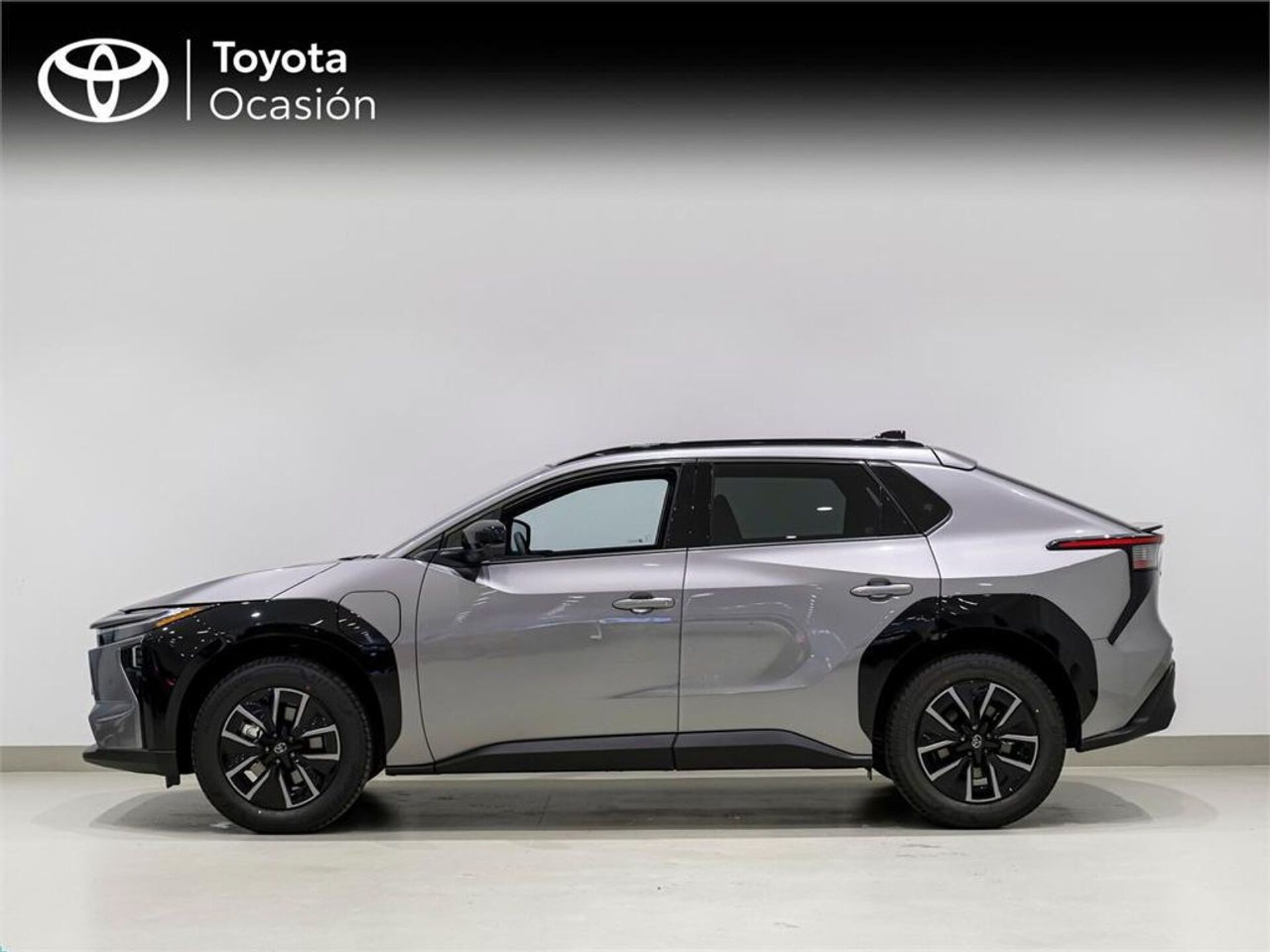 Imagen 3 de TOYOTA bZ4X