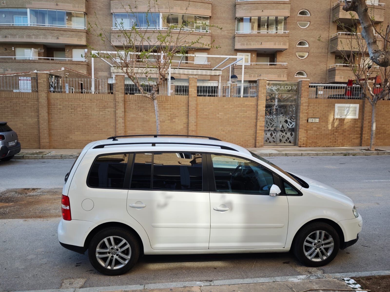 Foto del VOLKSWAGEN Touran 1.9TDI Advance DSG