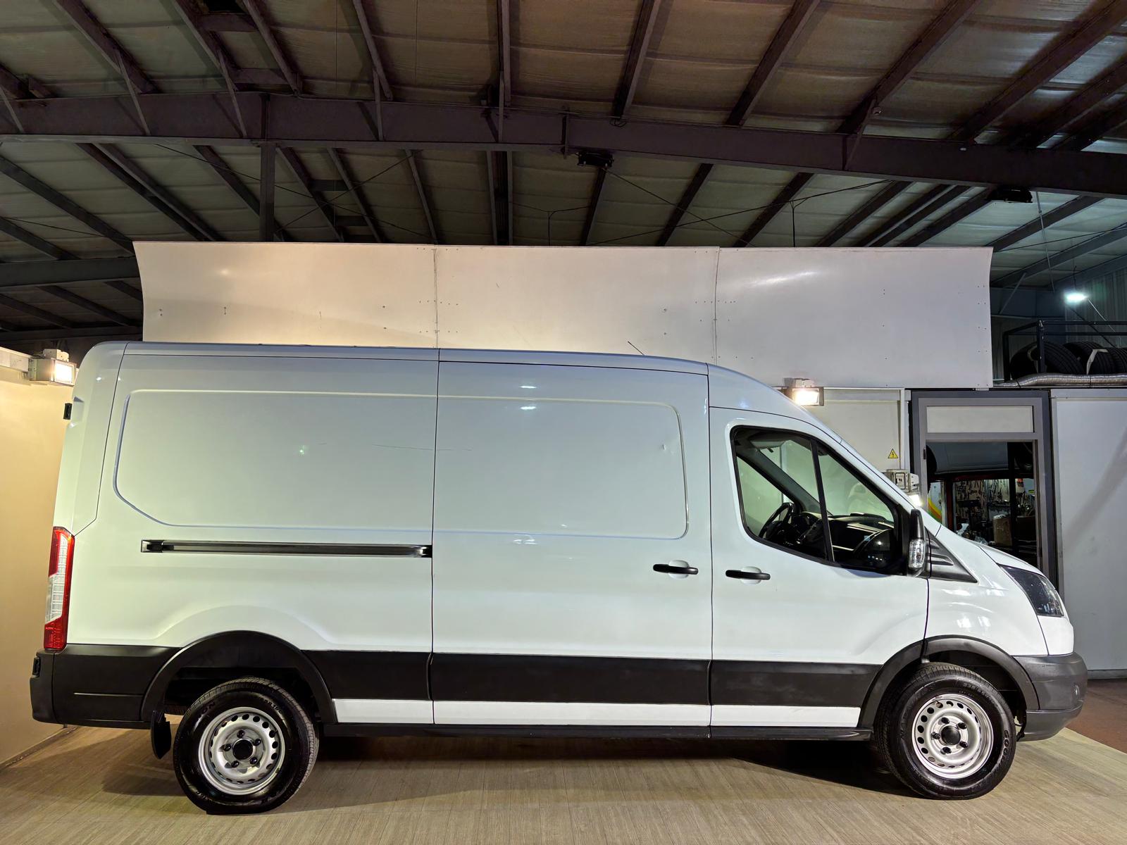 Foto del FORD Transit FT 350 L3 Van Ambiente Tr. Tra. 130