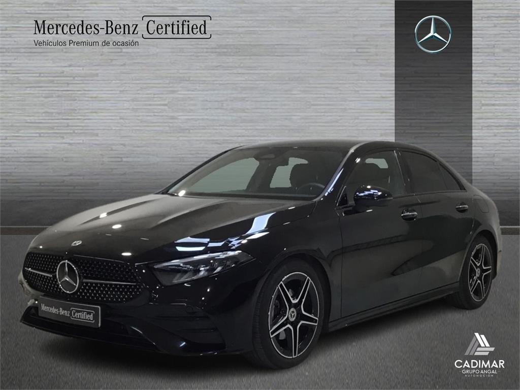 MERCEDES Clase A (A 180 Sedán) en Cádiz