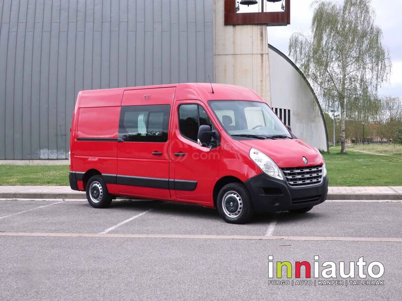 Foto del RENAULT Master Combi9 dCi 125 L2H2 3500