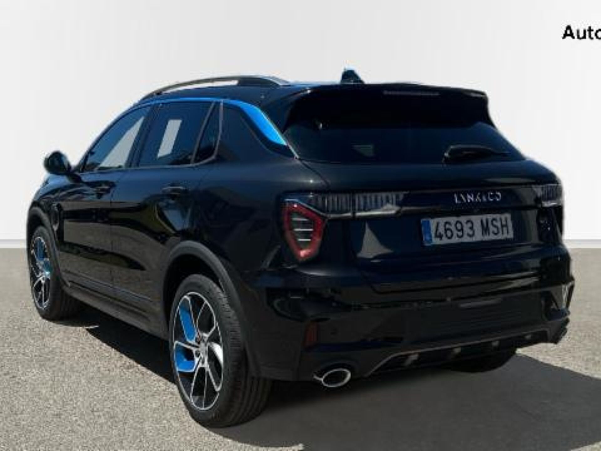 Imagen 2 de LYNK & CO 01