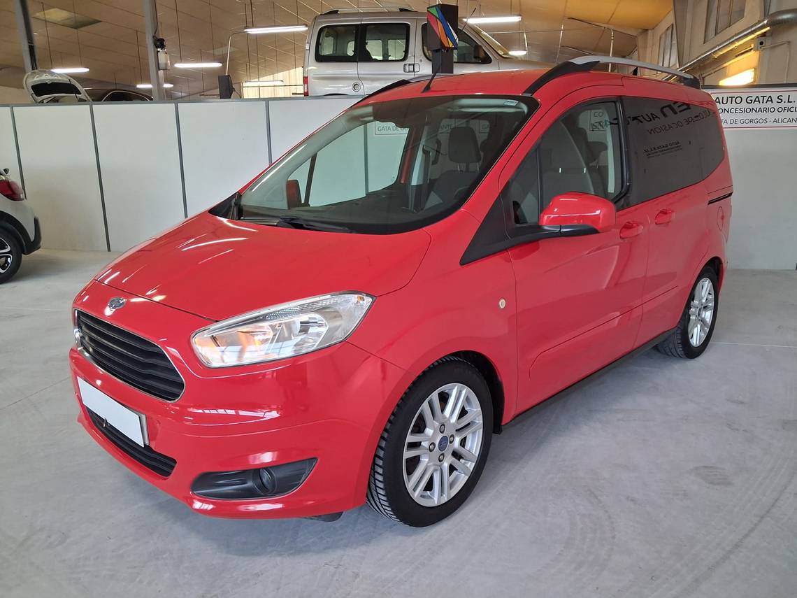 FORD Tourneo Courier (1.0 EcoBoost 74kW (100CV) Titanium) en Alicante