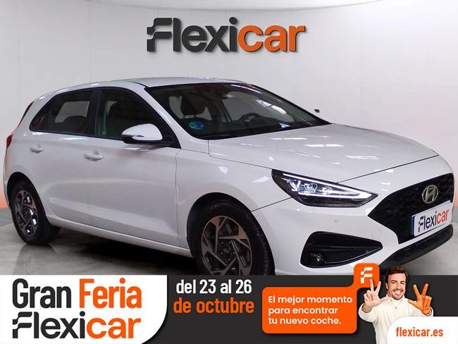 HYUNDAI i30 (1.0 TGDI 48V Klass) en Cádiz