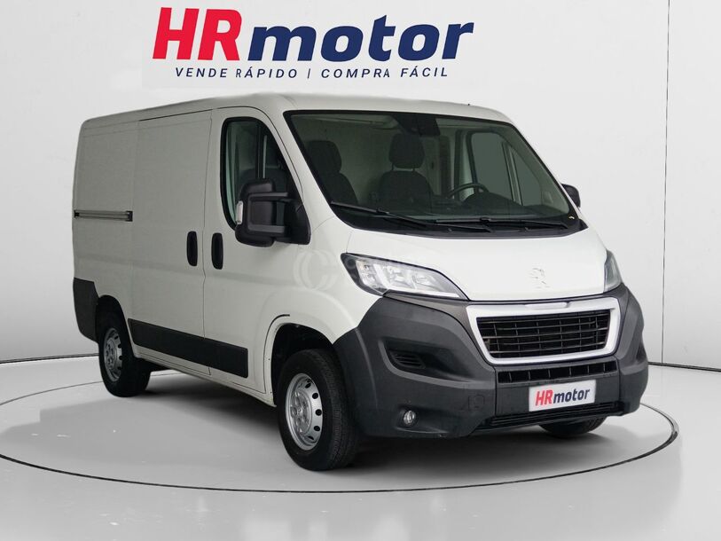 Foto del PEUGEOT Boxer Combi 2.2BlueHDI 330 L1H1 140