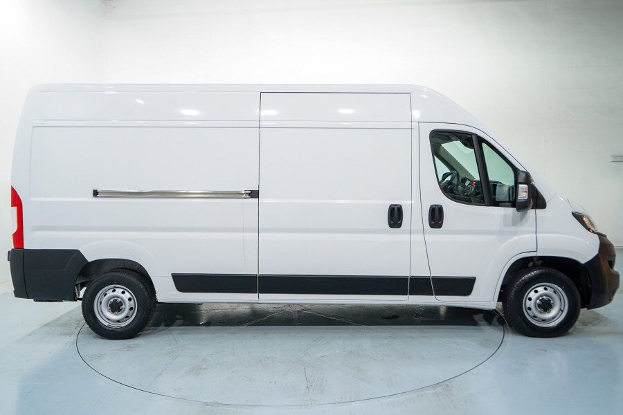 Foto del FIAT Ducato Fg. 35 2.2Mjt L3 H2 Easy Pro 140CV