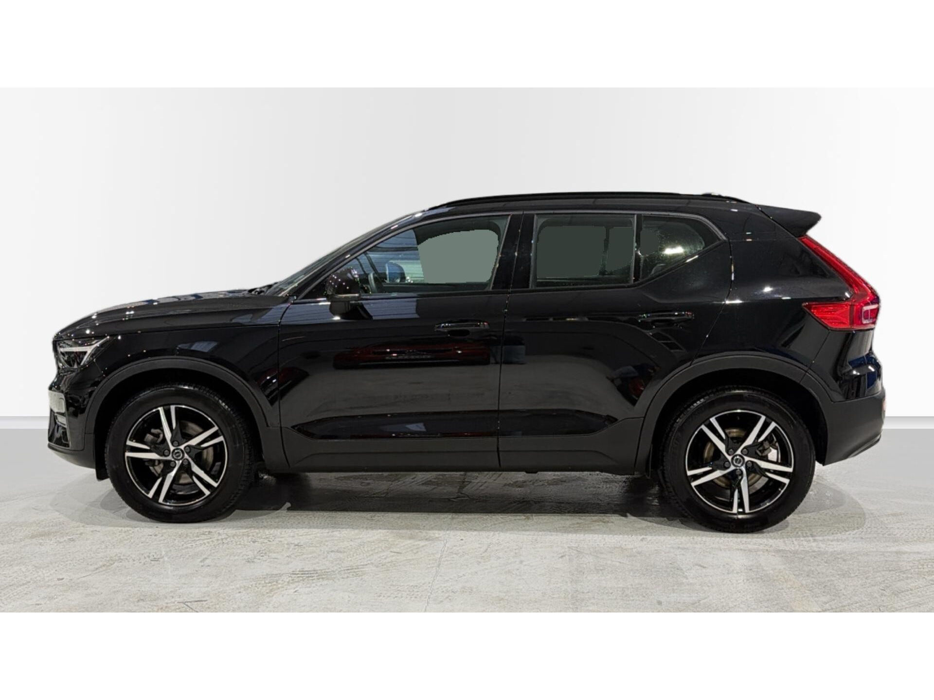 Imagen 3 de VOLVO XC40