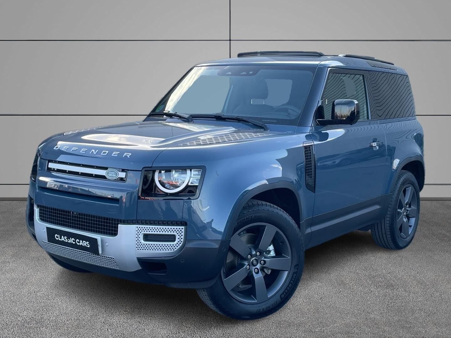 LAND ROVER Defender (90 3.0D I6 MHEV S Auto 4WD 183 kW (249 CV)) en Sevilla