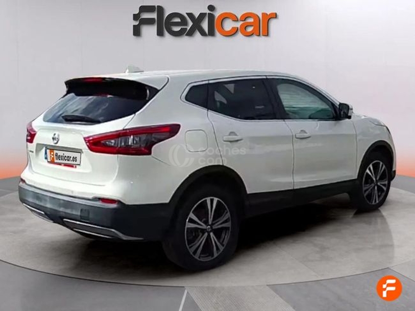 Foto del NISSAN Qashqai 1.3 DIG-T N-Connecta 4x2 103kW