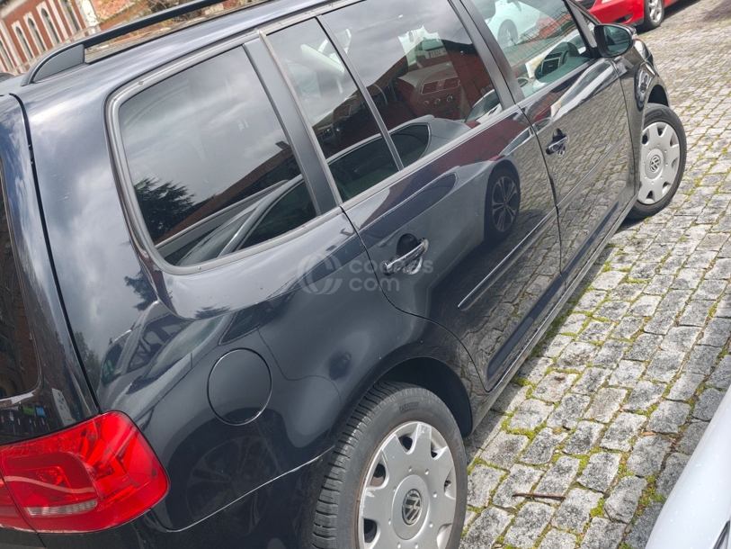 Foto del VOLKSWAGEN Touran 1.6TDI Edition DSG 105