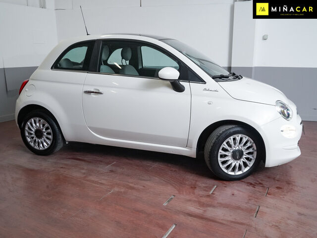 Foto del FIAT 500 1.0 Hybrid Dolcevita 52kW