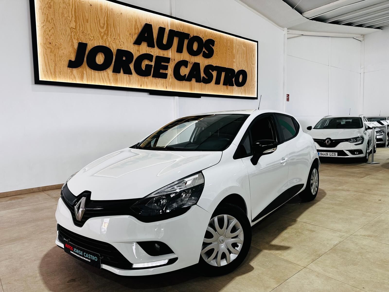 RENAULT Clio (Business dCi 55kW (75CV) -18) en Sevilla