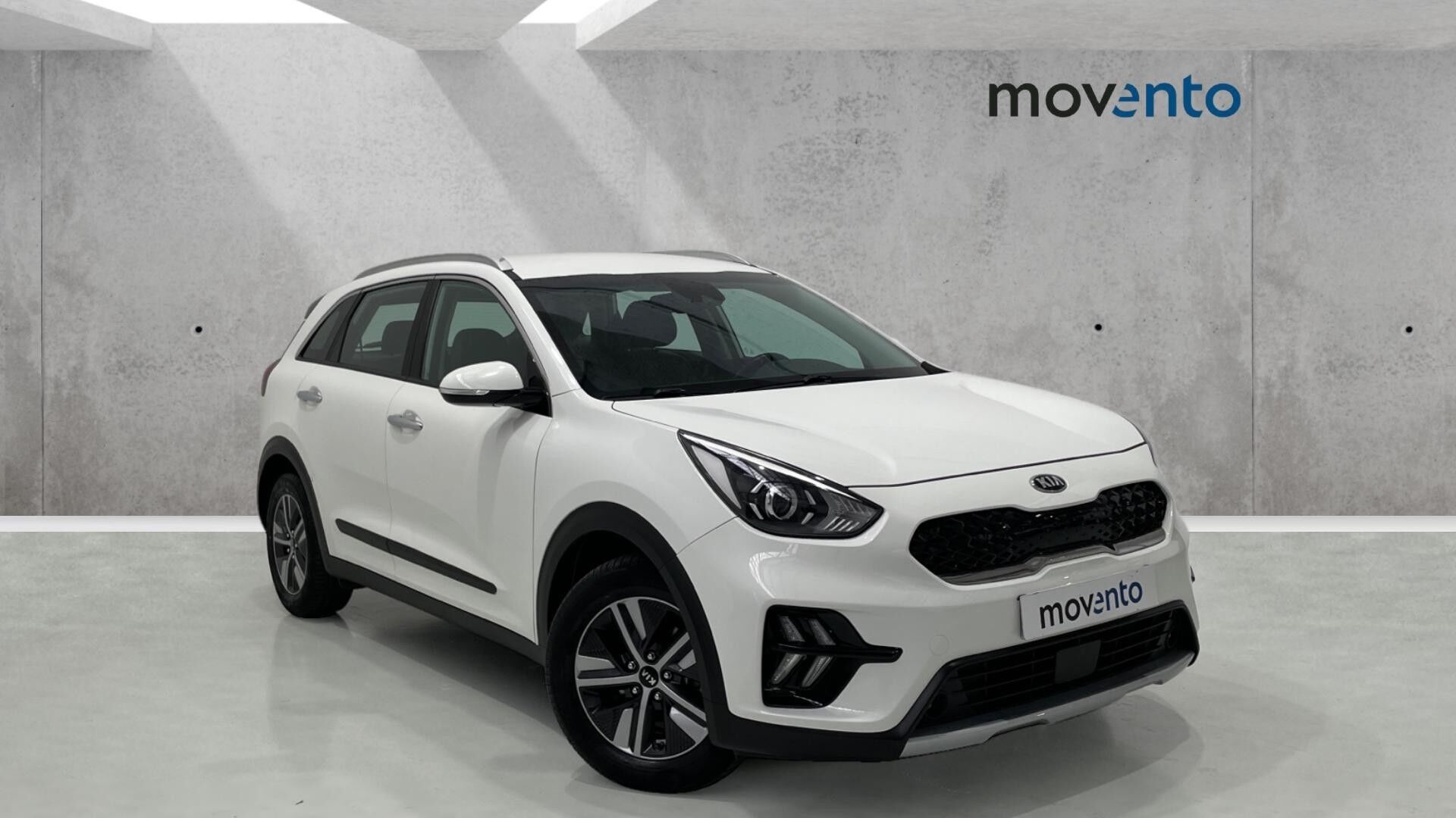 KIA Niro (1.6 GDi HEV Híbrido Drive 104 kW (141 CV)) en Barcelona