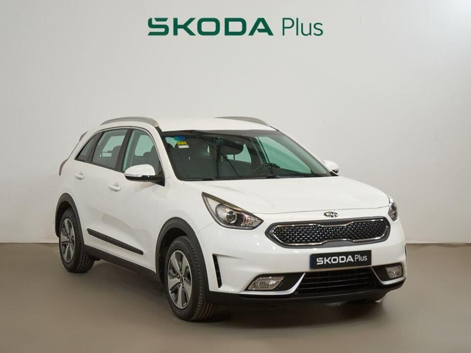 KIA Niro (1.6 GDi PHEV Híbrido Concept 104 kW (141 CV)) en Cádiz