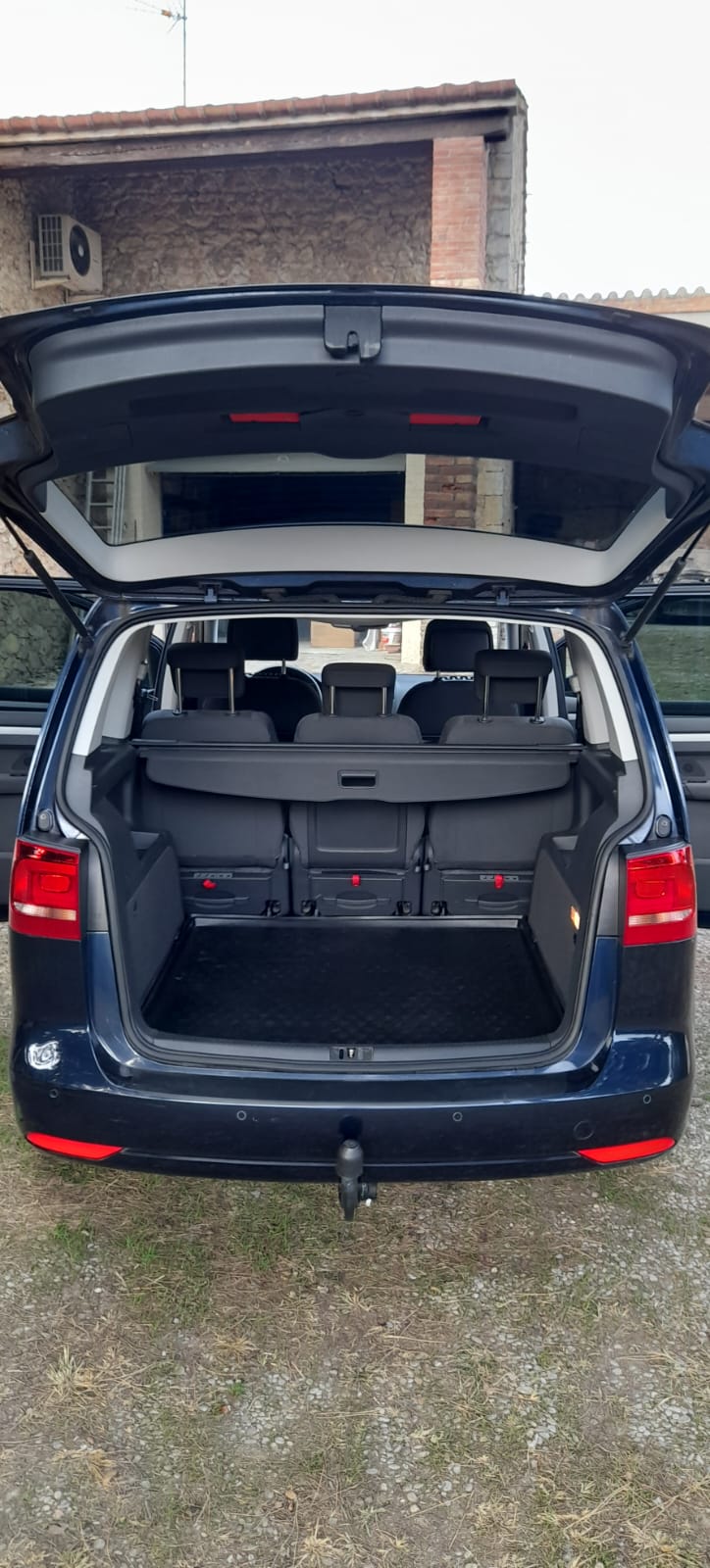 Foto del VOLKSWAGEN Touran 1.6TDI Advance BMT DSG 105