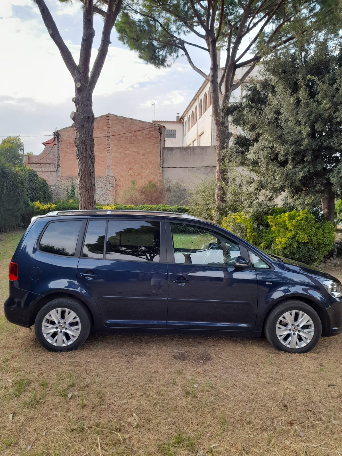 Foto del VOLKSWAGEN Touran 1.6TDI Advance BMT DSG 105
