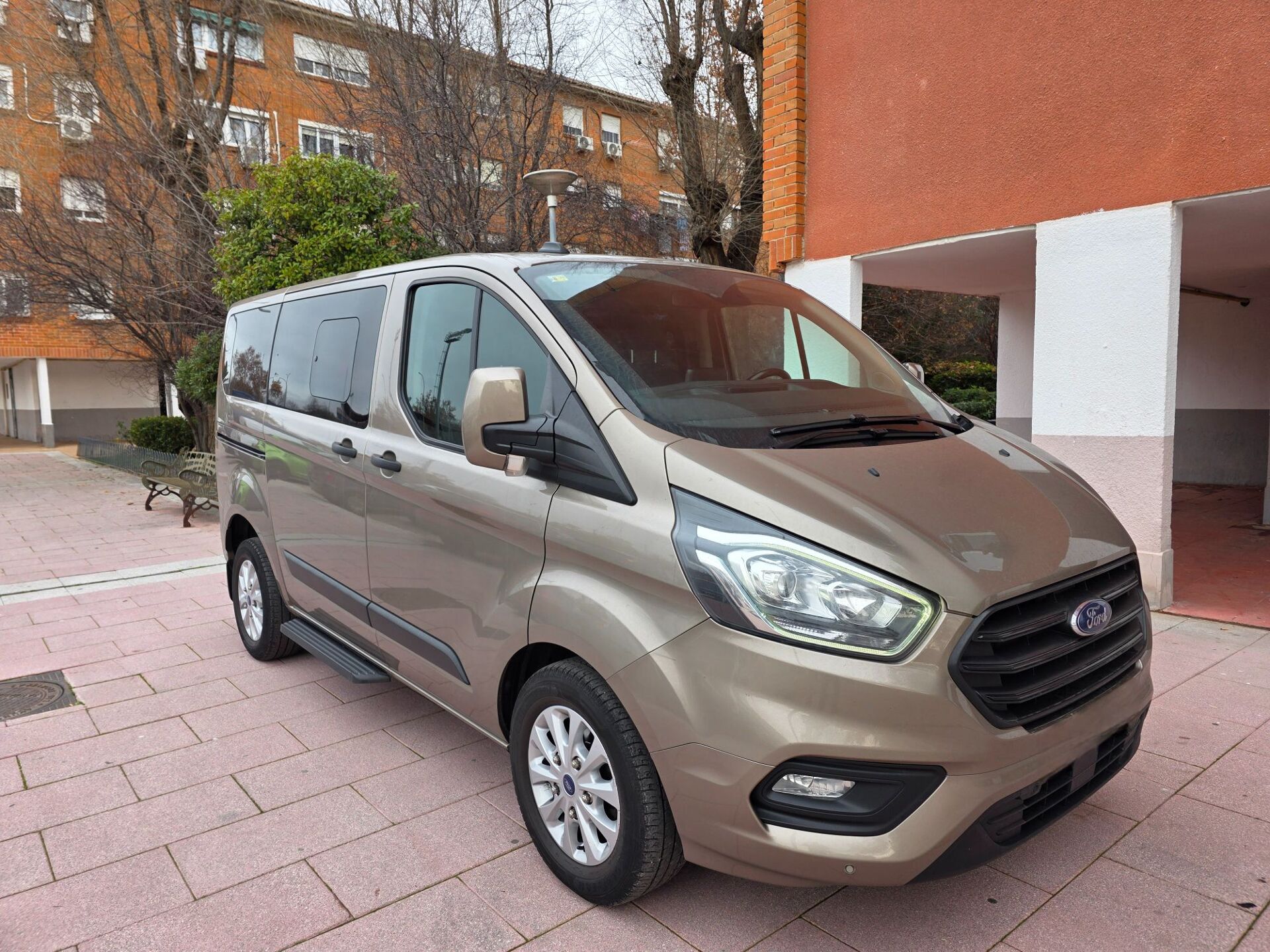Imagen 3 de FORD Tourneo Custom