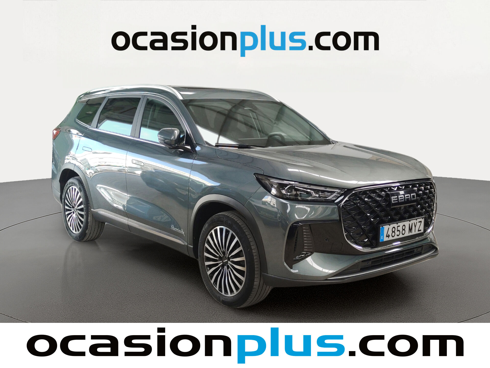 Foto del EBRO s800 1.6 TGDI 7DCT Luxury FWD