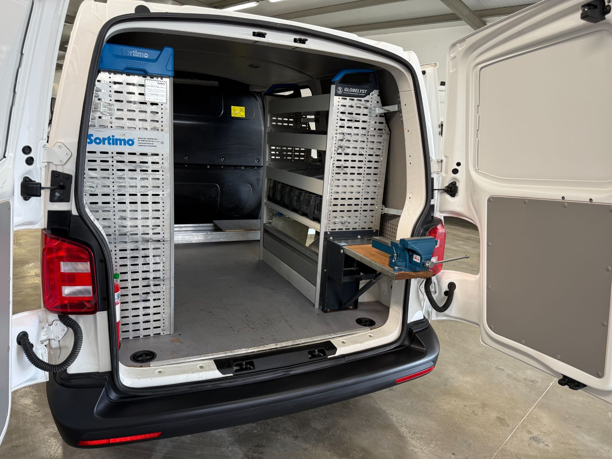Foto del VOLKSWAGEN Transporter Furgón 2.0TDI SCR BMT 110kW