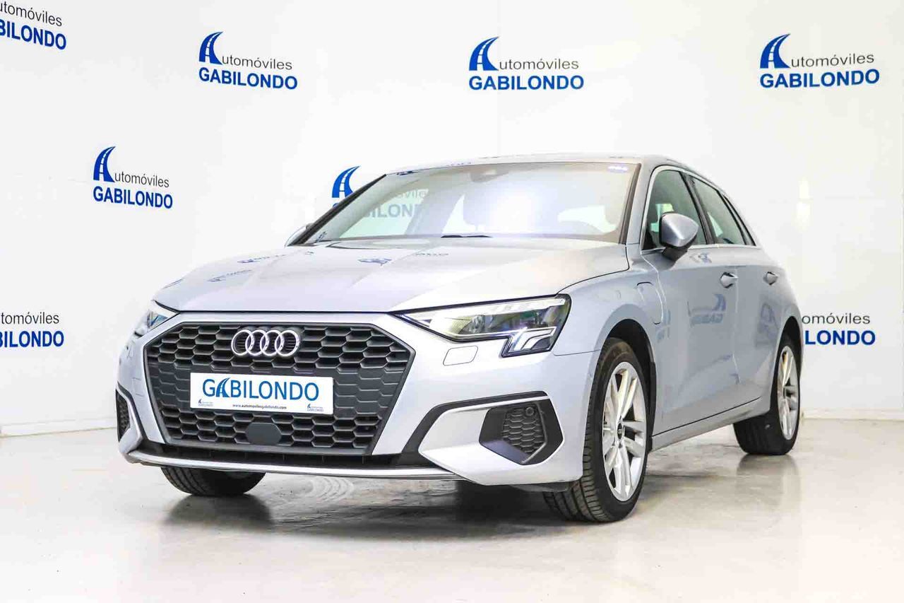 AUDI A3 (Sportback Advanced 40 TFSI e 150kW S tro) en Valladolid