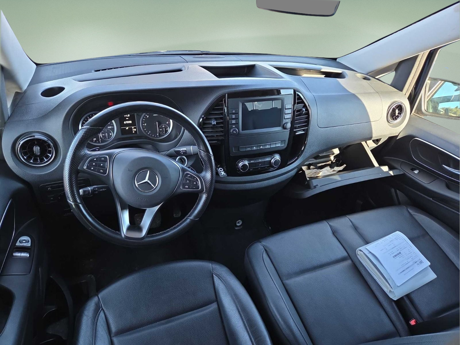 Foto del MERCEDES Vito Tourer 114 CDI Select Larga 9G-Tronic