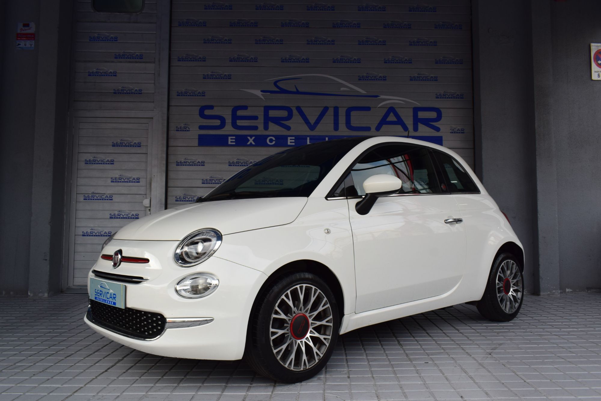 FIAT 500 (1.0 Hybrid Red 52kW) en Palmas, Las