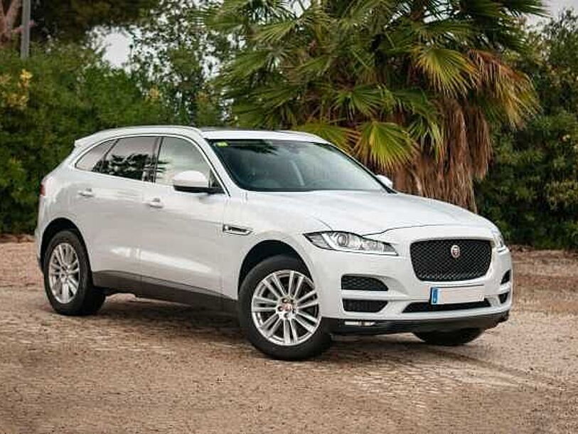 Foto del JAGUAR F-Pace 2.0i4D Pure Aut. AWD 180