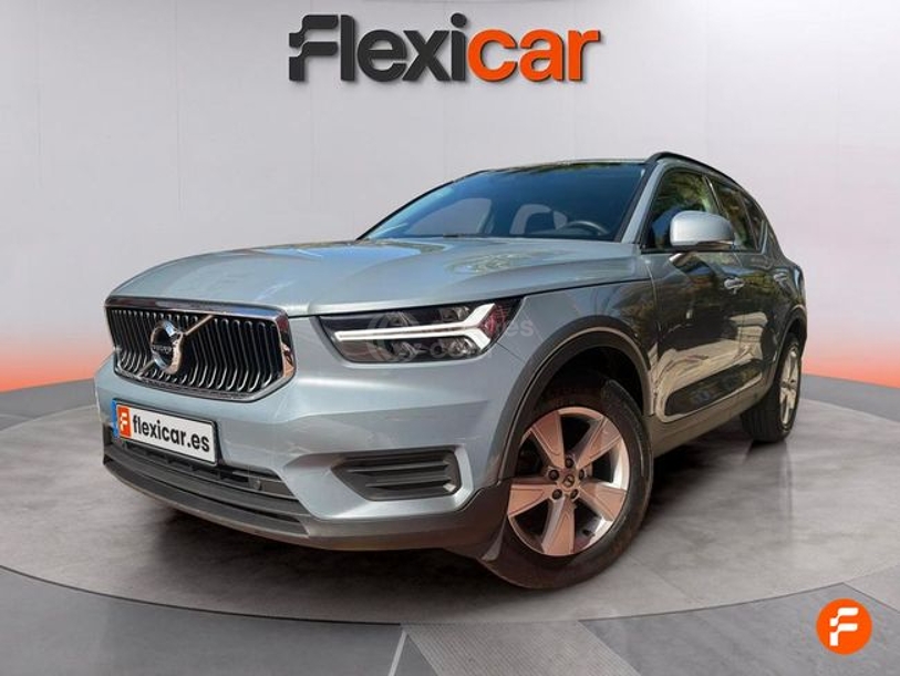 Foto del VOLVO XC40 T2 Momentum Pro